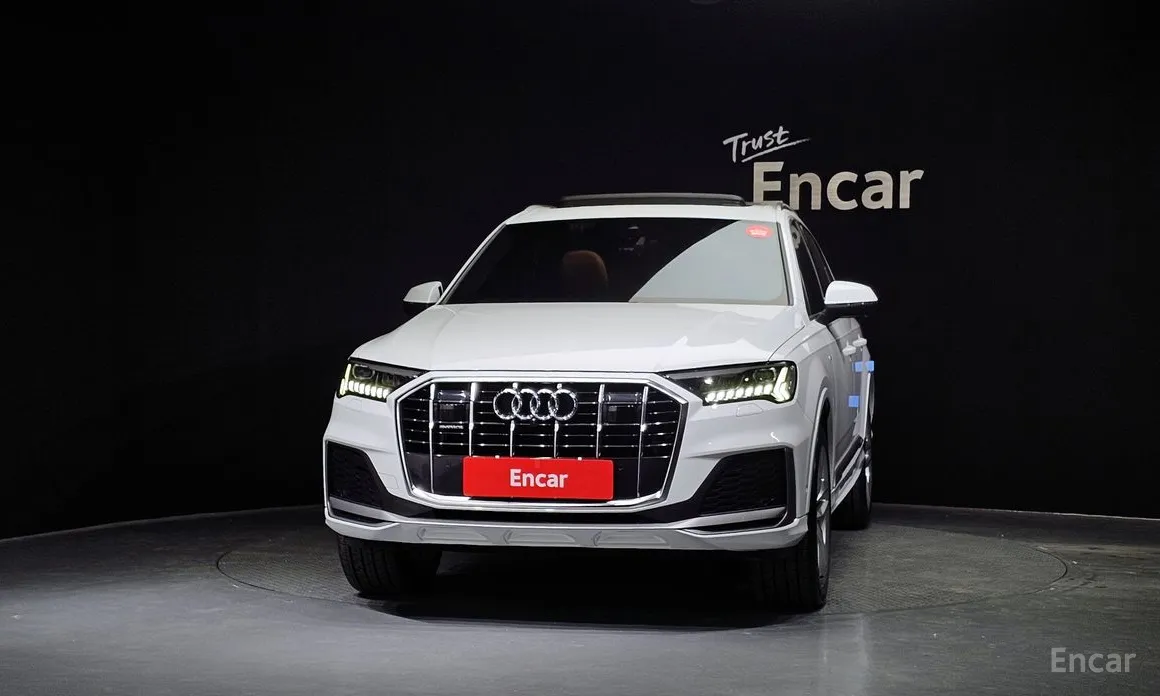 Фото 3 - Audi Q7