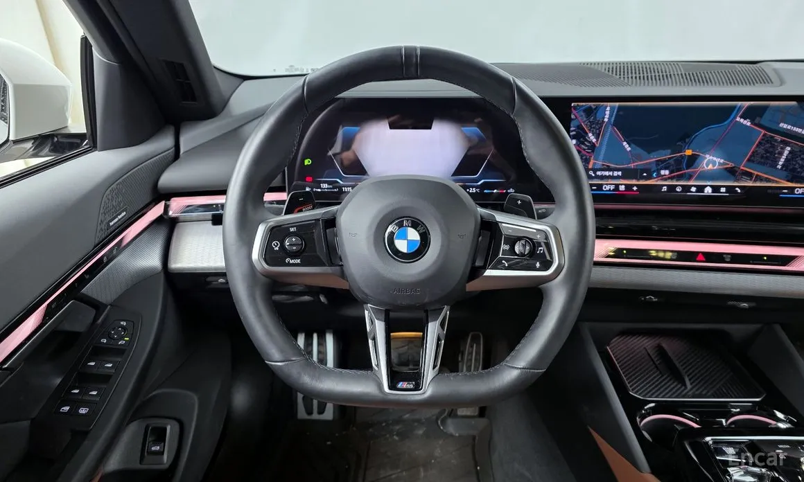 Фото 13 - BMW 5 Series