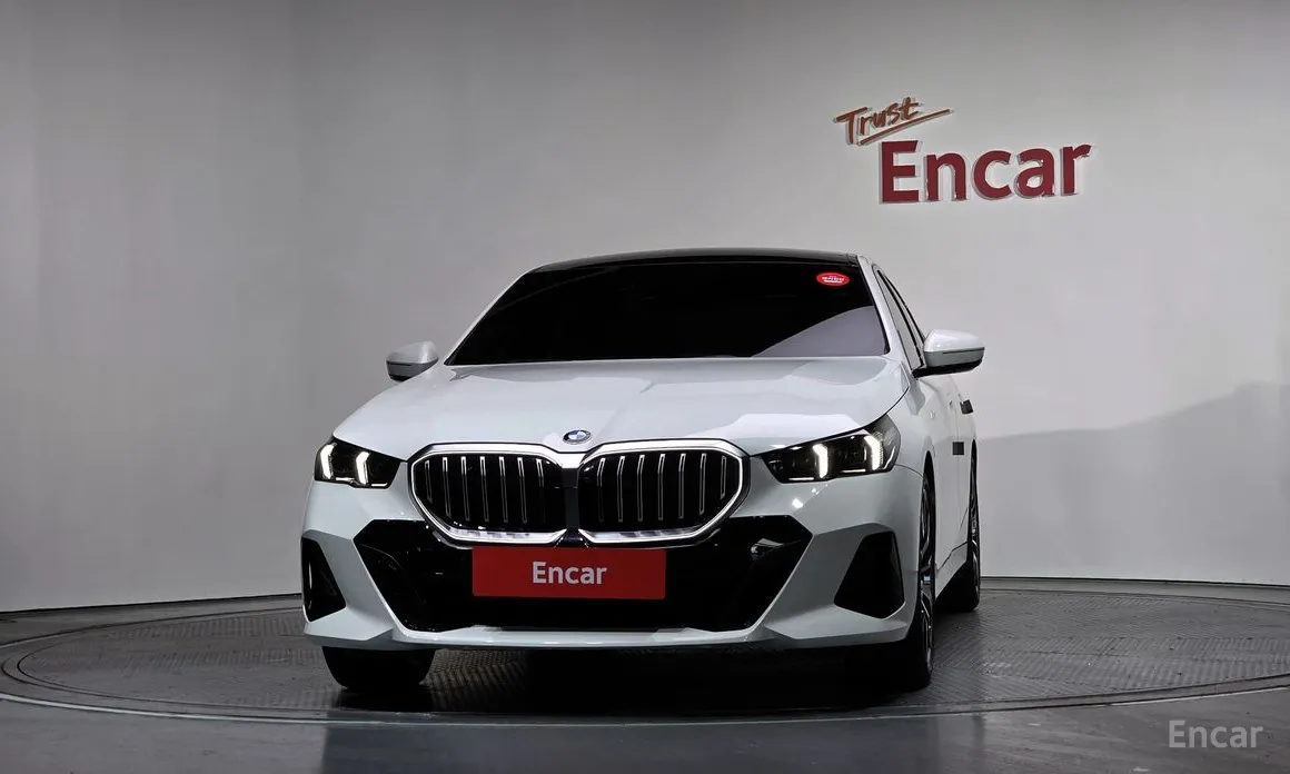 Фото 3 - BMW 5 Series