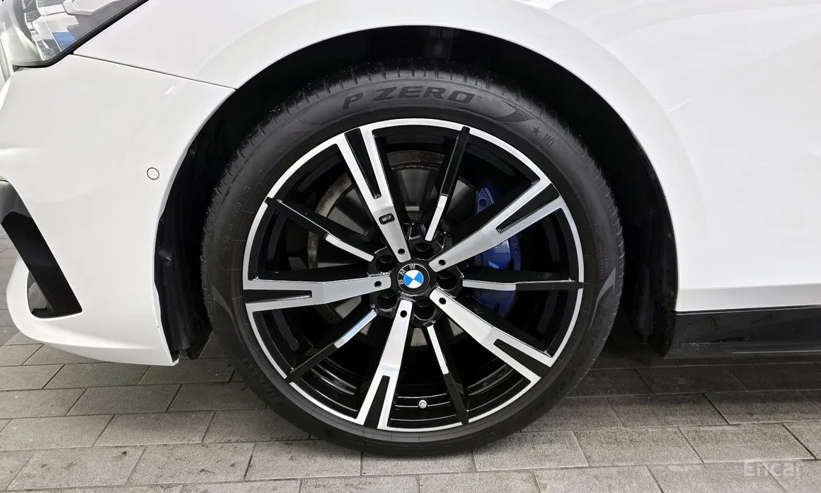 Фото 5 - BMW 5 Series