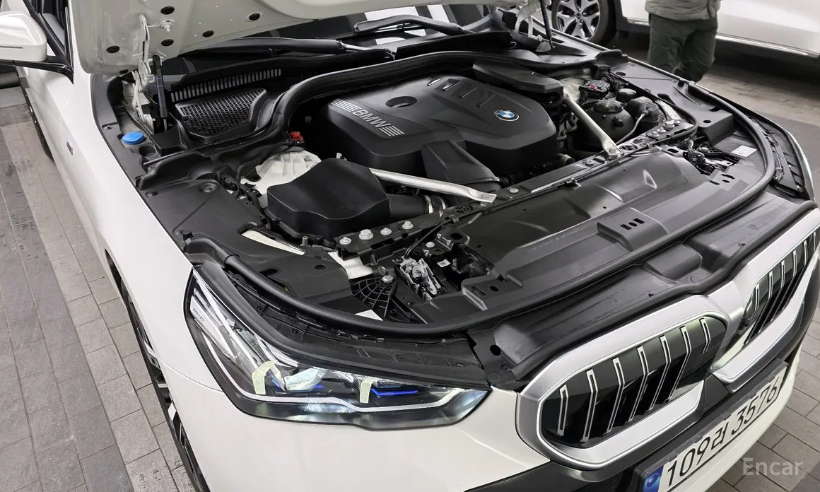 Фото 6 - BMW 5 Series