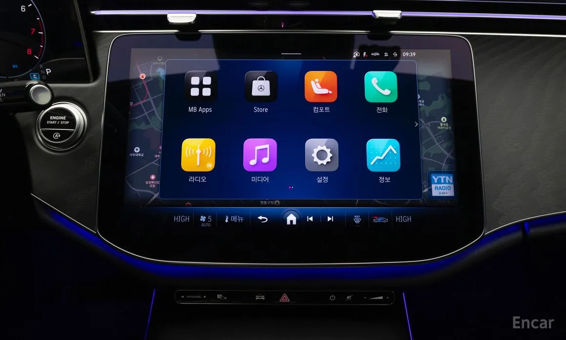 Фото 13 - Mercedes-Benz E-Class