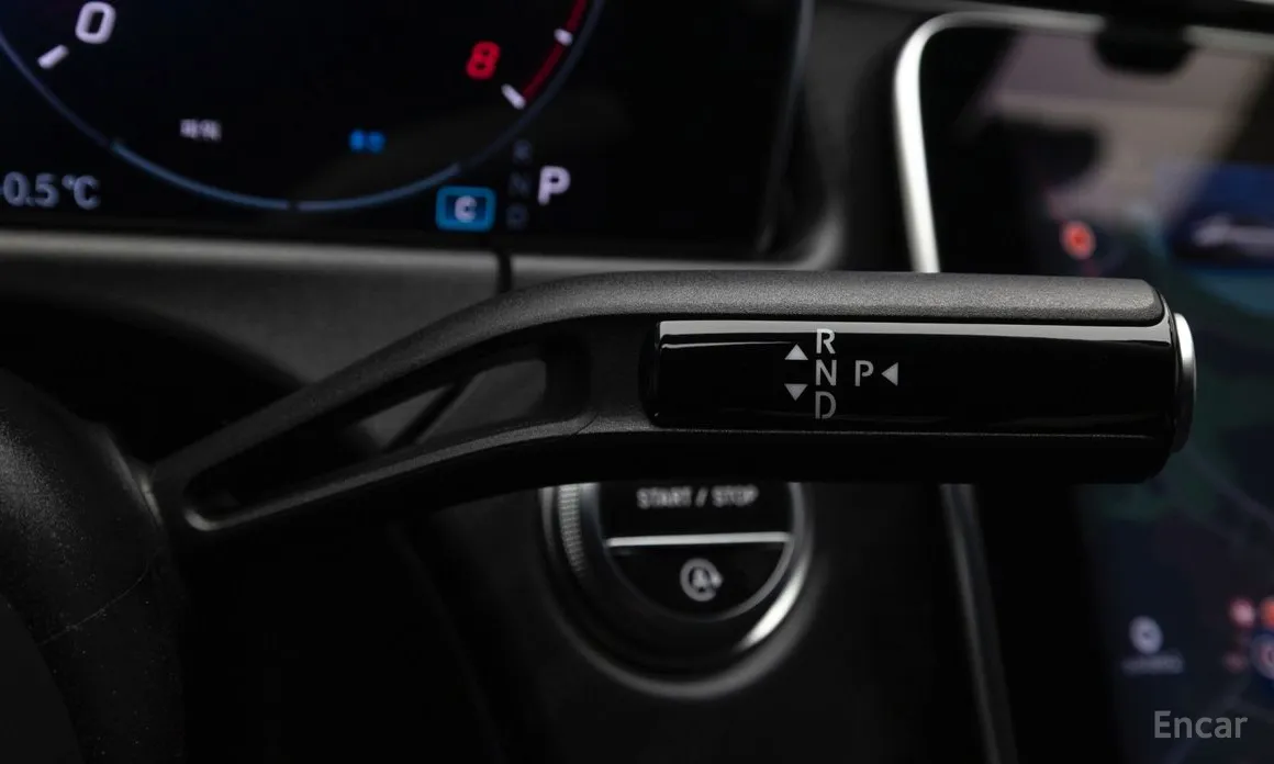 Фото 9 - Mercedes-Benz E-Class