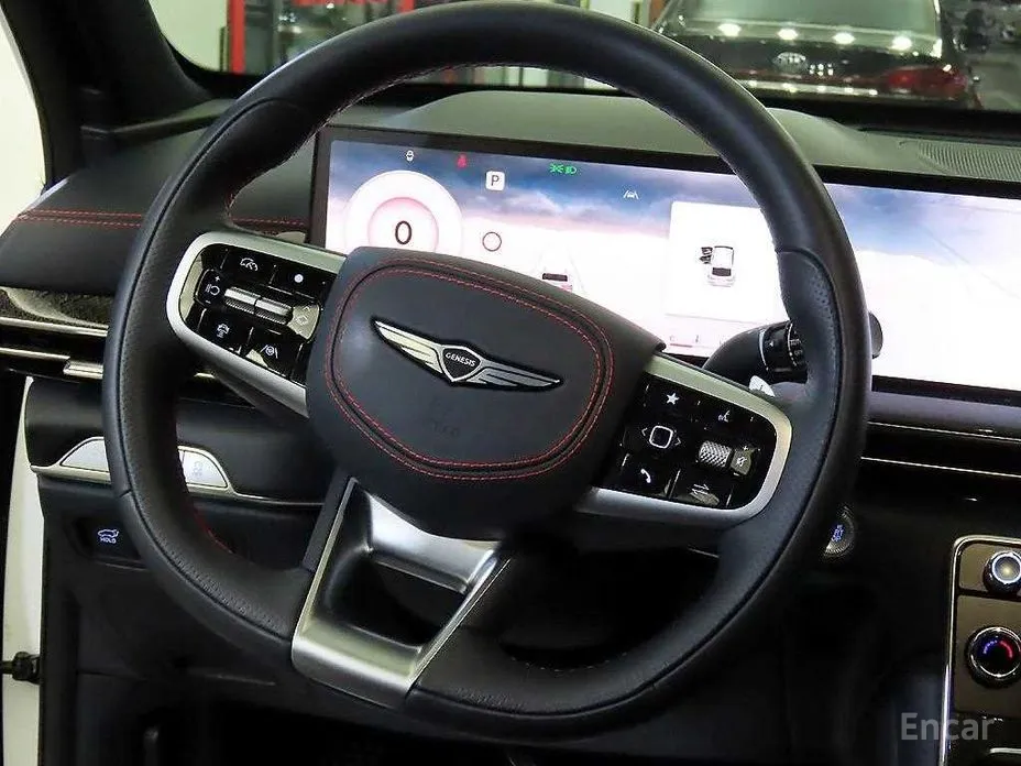 Фото 8 - Genesis GV80