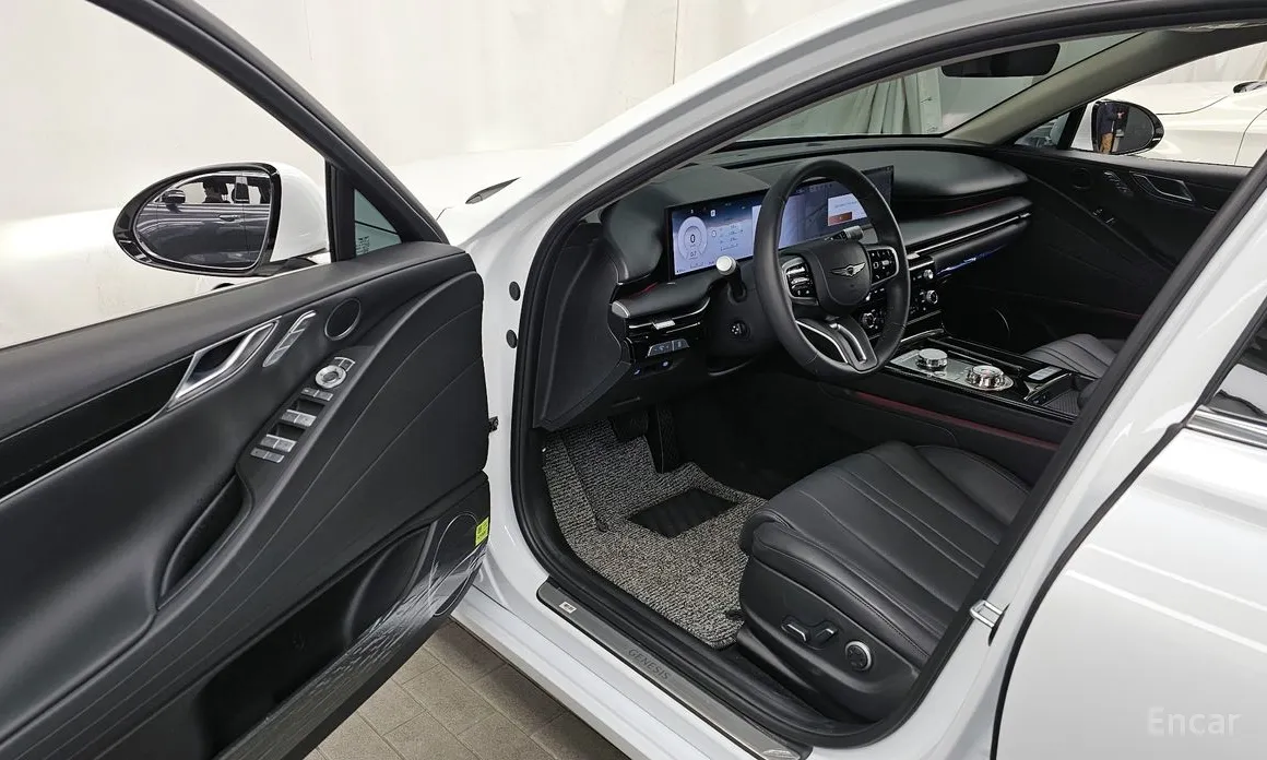 Фото 10 - Genesis G80