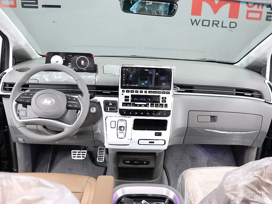 Фото 13 - Hyundai Staria