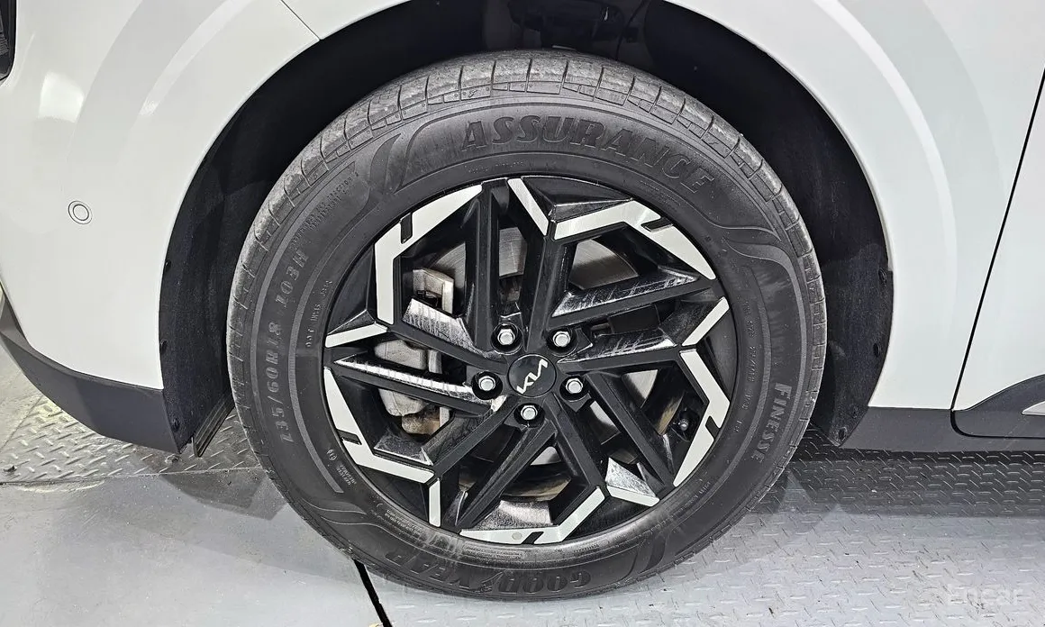 2023 Kia Carnival