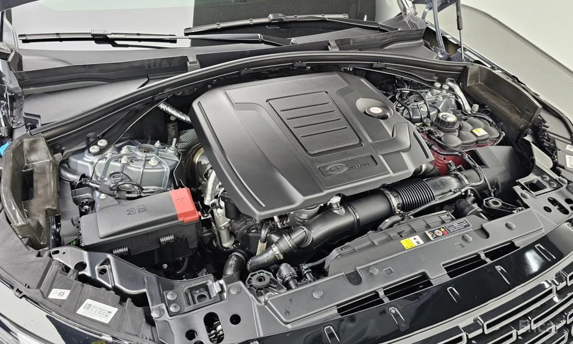 Фото 10 - Land Rover Range Rover Velar