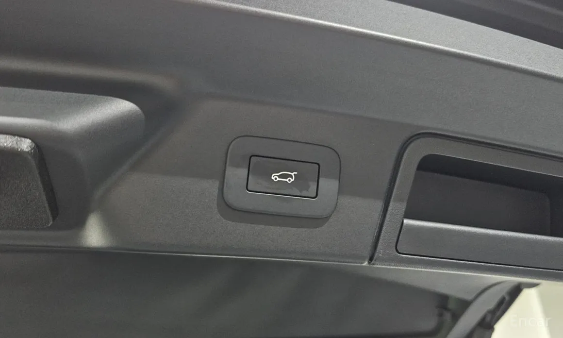 Фото 20 - Land Rover Range Rover Velar