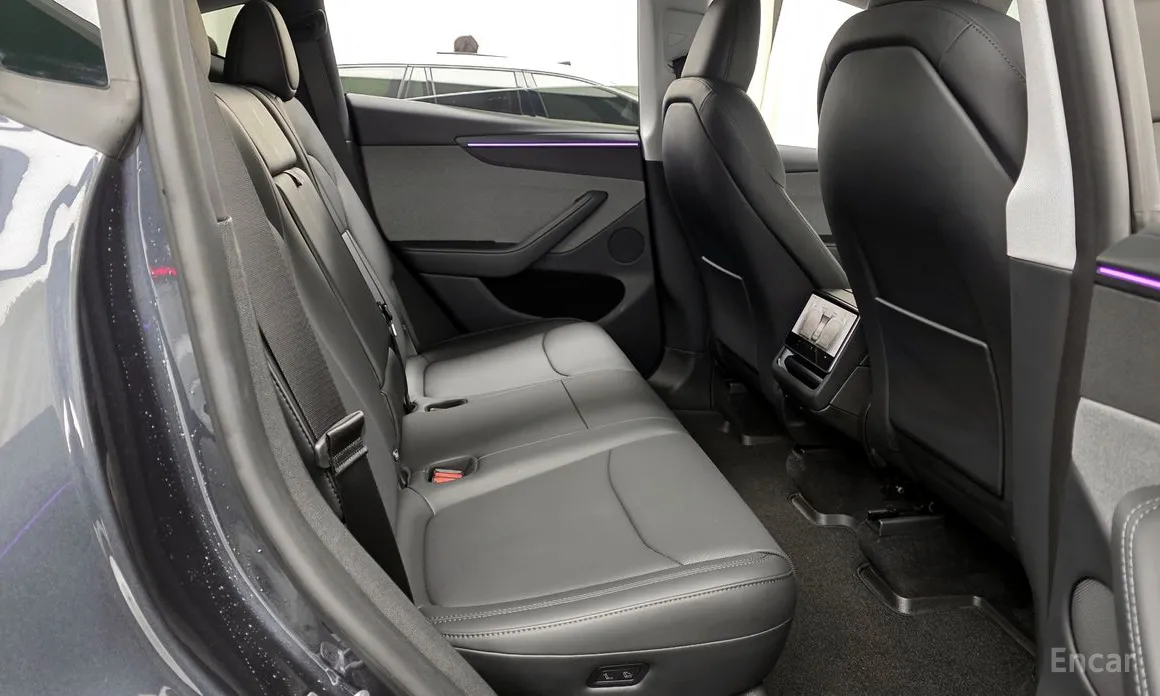 Фото 12 - Tesla Model Y