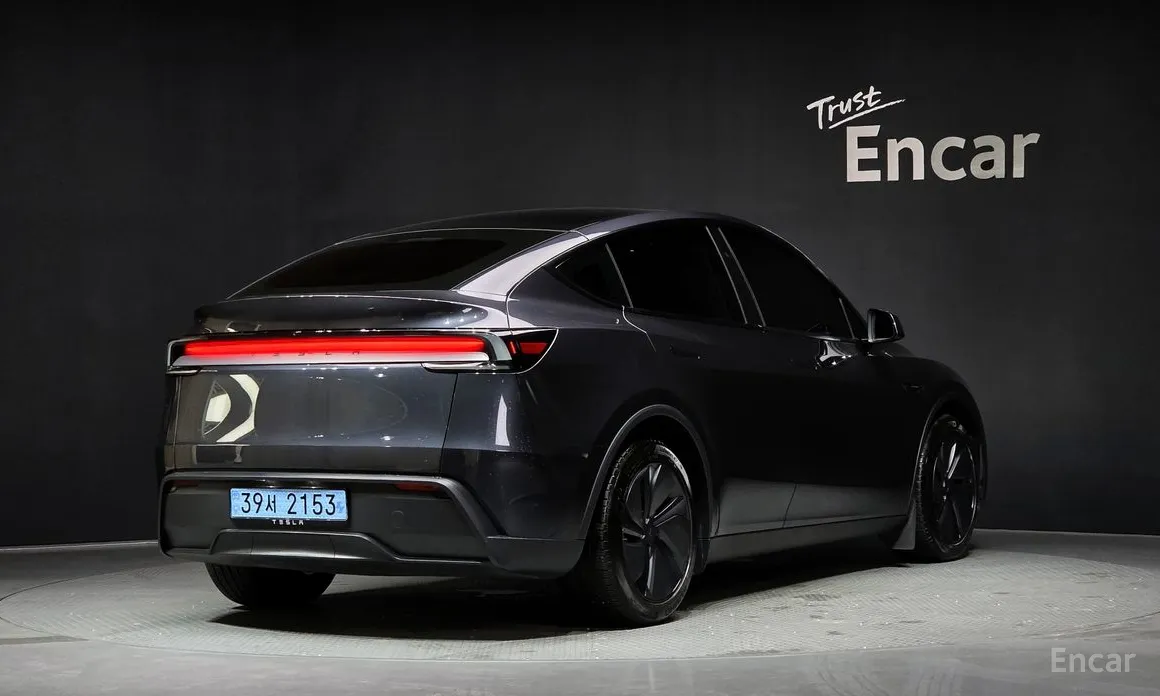 Фото 2 - Tesla Model Y