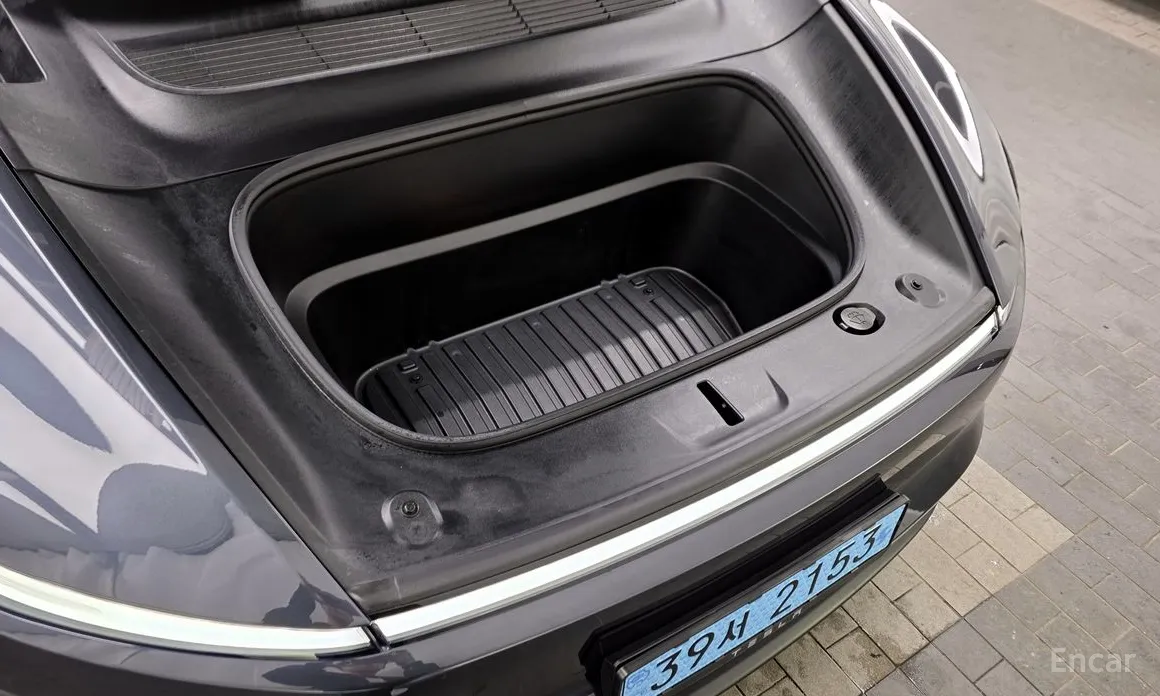 Фото 6 - Tesla Model Y