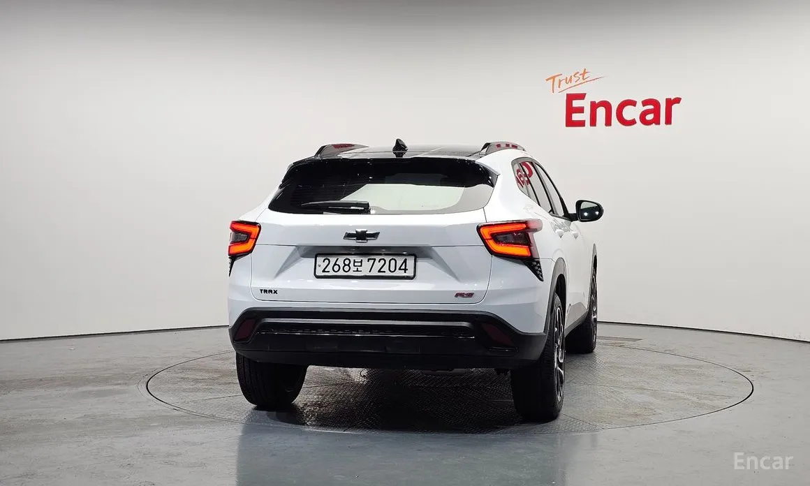 Фото 4 - Chevrolet Trax