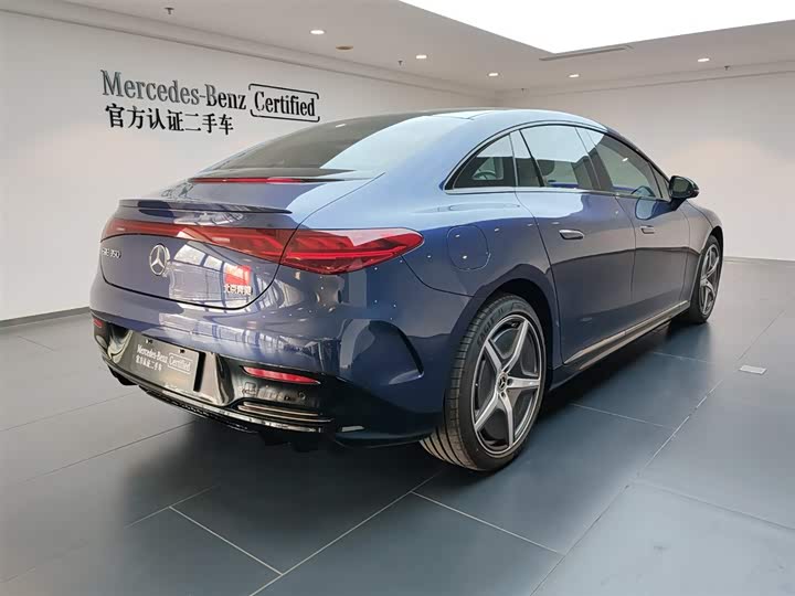 Фото 5 - Mercedes-Benz EQE