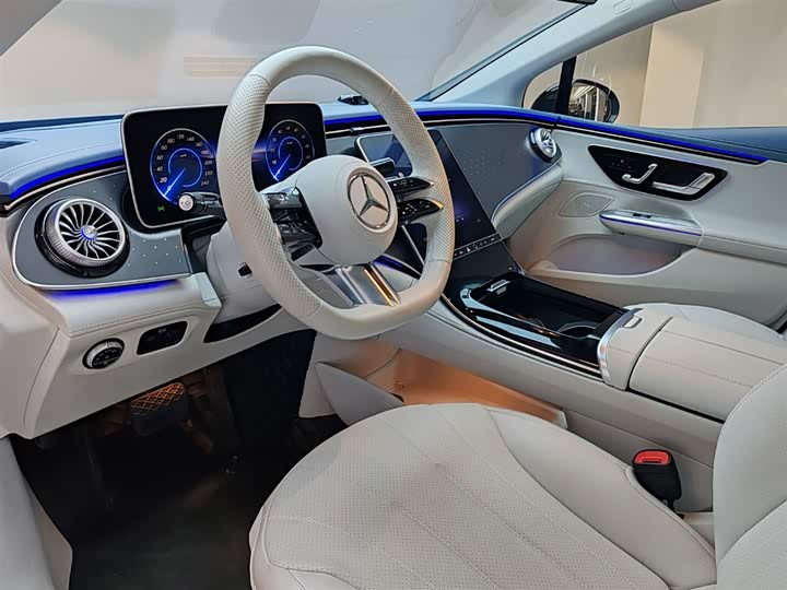 Фото 7 - Mercedes-Benz EQE