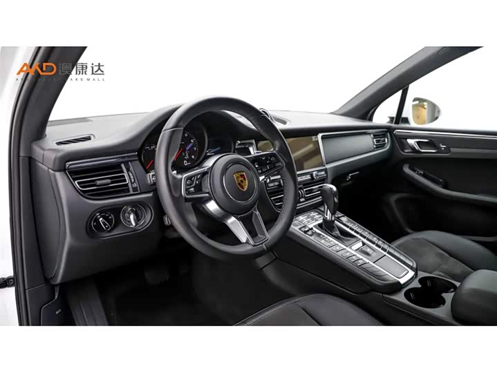 Фото 6 - Porsche Macan