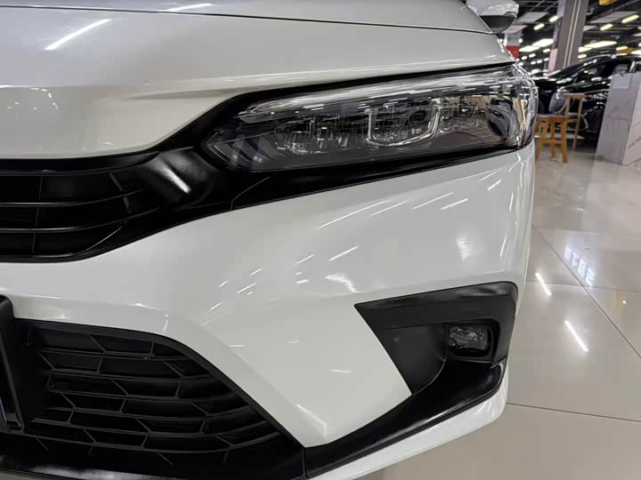 Фото 4 - Honda Civic