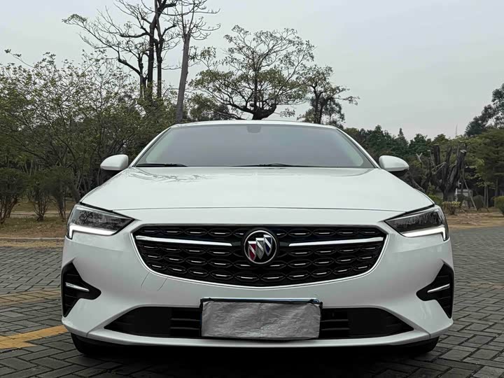 Фото 2 - Buick Regal