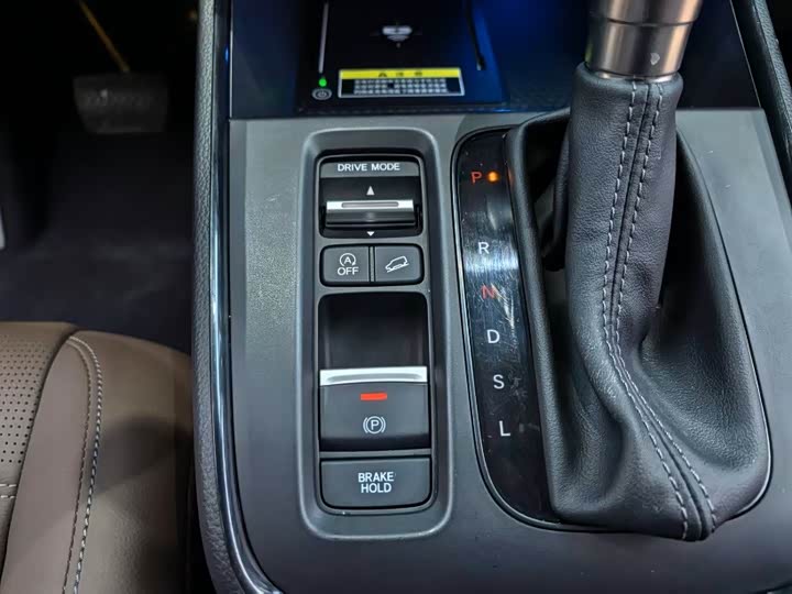 Фото 8 - Honda CR-V