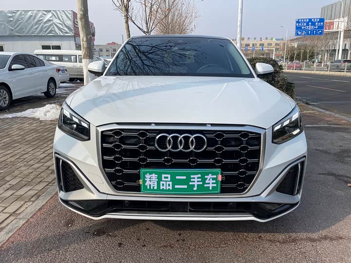 Фото 2 - Audi Q2L
