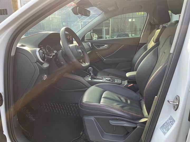 Фото 7 - Audi Q2L