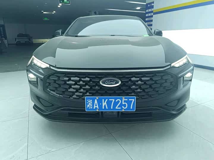 Фото 2 - Ford Mondeo