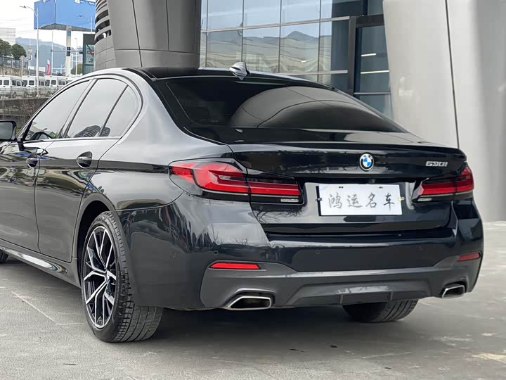 Фото 5 - BMW 5 Series