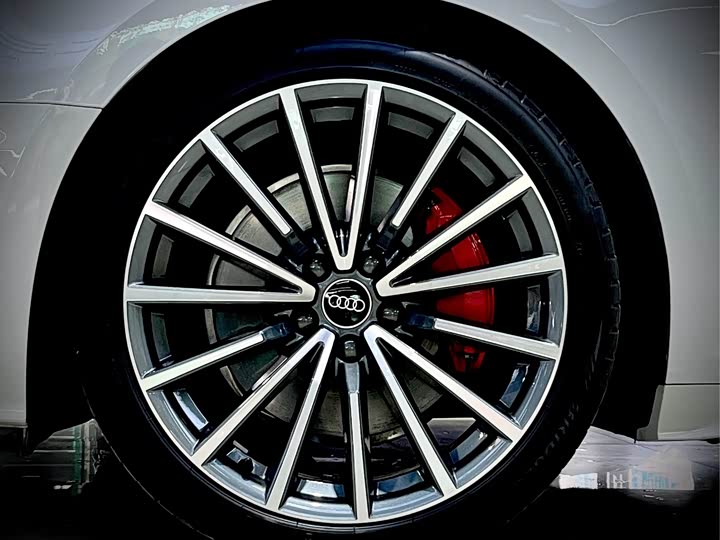 Фото 7 - Audi A5