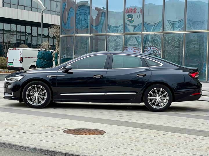 Фото 3 - Buick LaCrosse