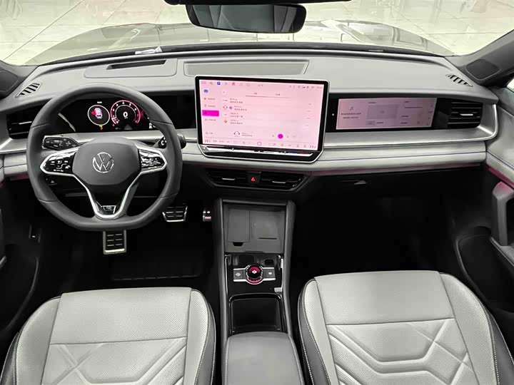 Фото 3 - Volkswagen Tayron