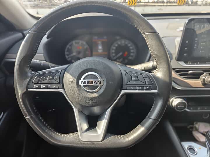 Фото 9 - Nissan Teana