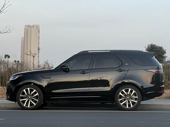 Фото 4 - Land Rover Discovery