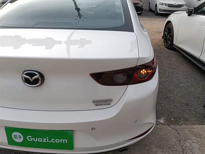 Фото 8 - Mazda 3 (Axela)