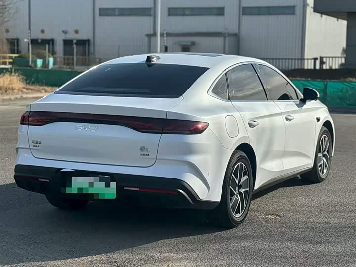 Фото 3 - BYD Qin L