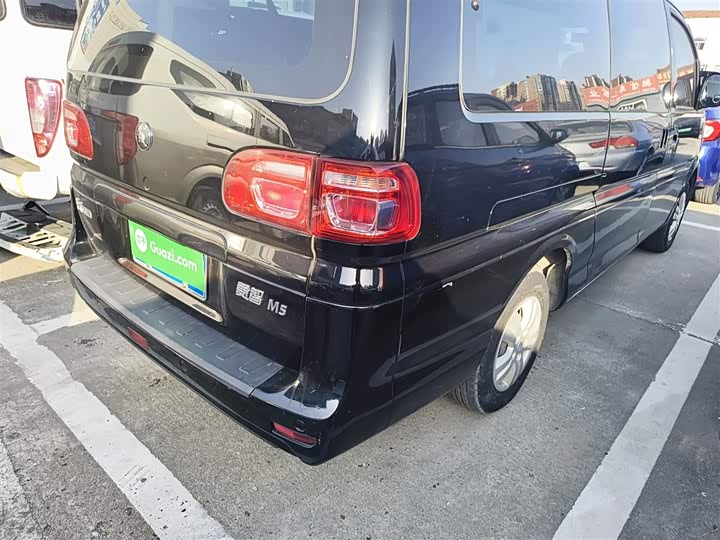 Фото 8 - Dongfeng Forthing Lingzhi M5