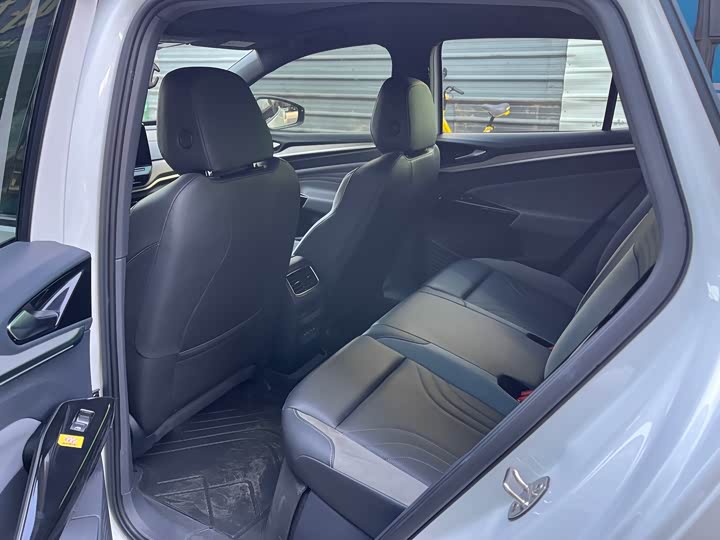 Фото 9 - Volkswagen ID.4 Crozz