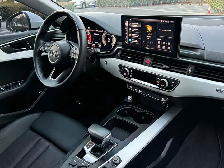 Фото 8 - Audi A5