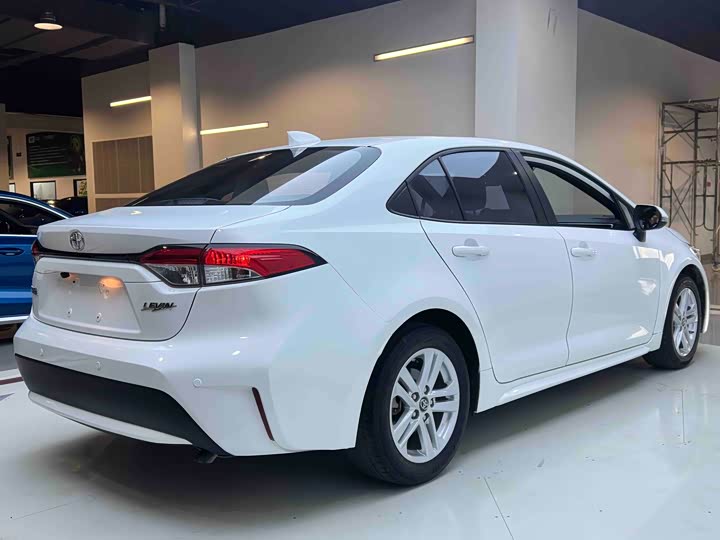 Фото 6 - Toyota Levin