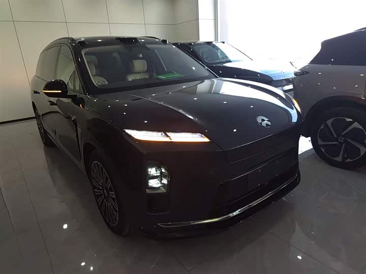 Фото 4 - Nio ES8