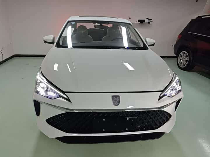 Фото 3 - Roewe i5