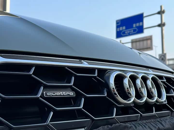 Фото 9 - Audi A5