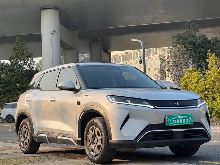 Фото 3 - BYD Yuan Up