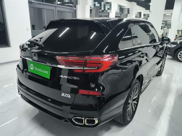 Фото 7 - Honda Avancier