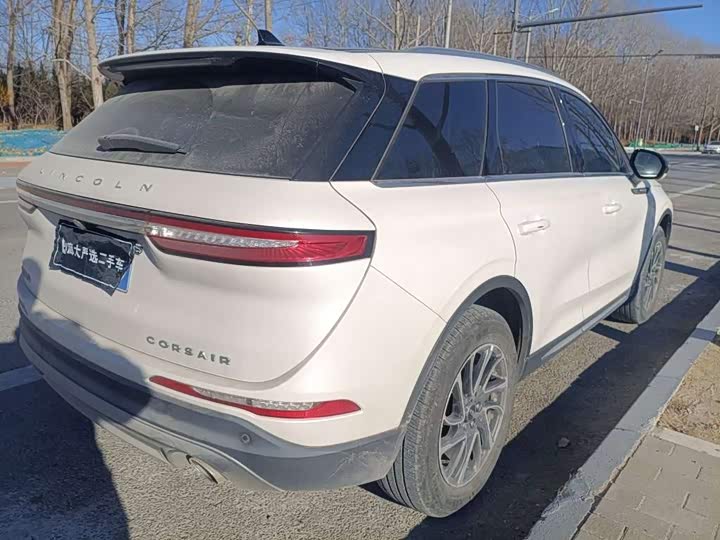 Фото 4 - Lincoln Corsair