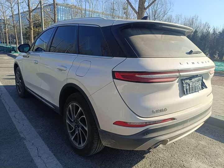 Фото 6 - Lincoln Corsair