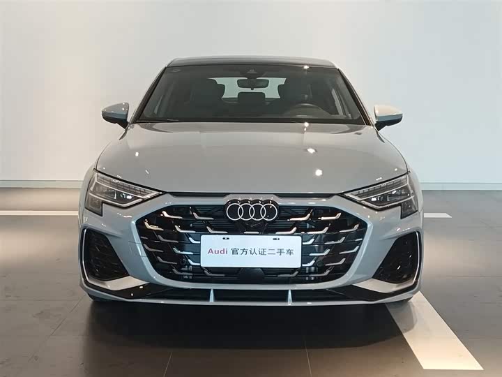 Фото 2 - Audi A3