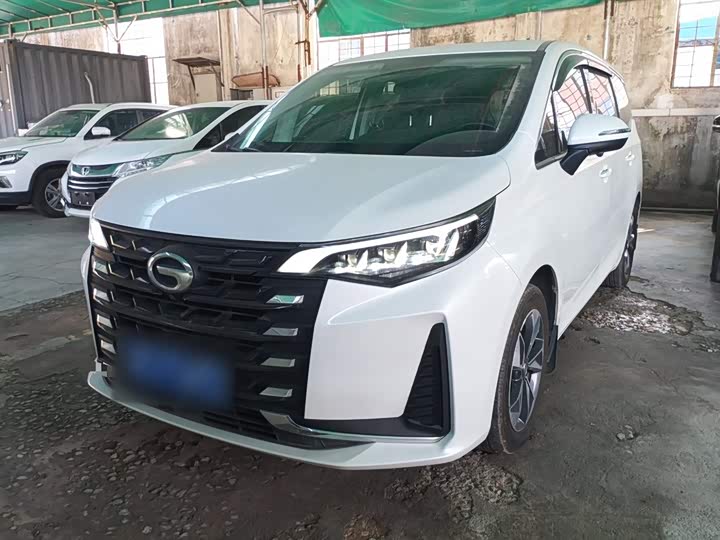 Фото 2 - GAC Trumpchi M6