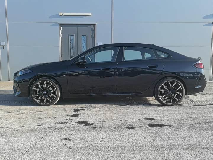 Фото 3 - BMW 2 Series