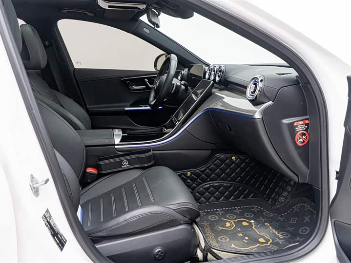 Фото 5 - Mercedes-Benz C-Class