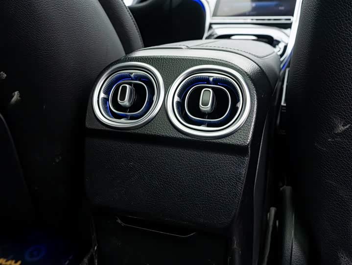 Фото 6 - Mercedes-Benz C-Class